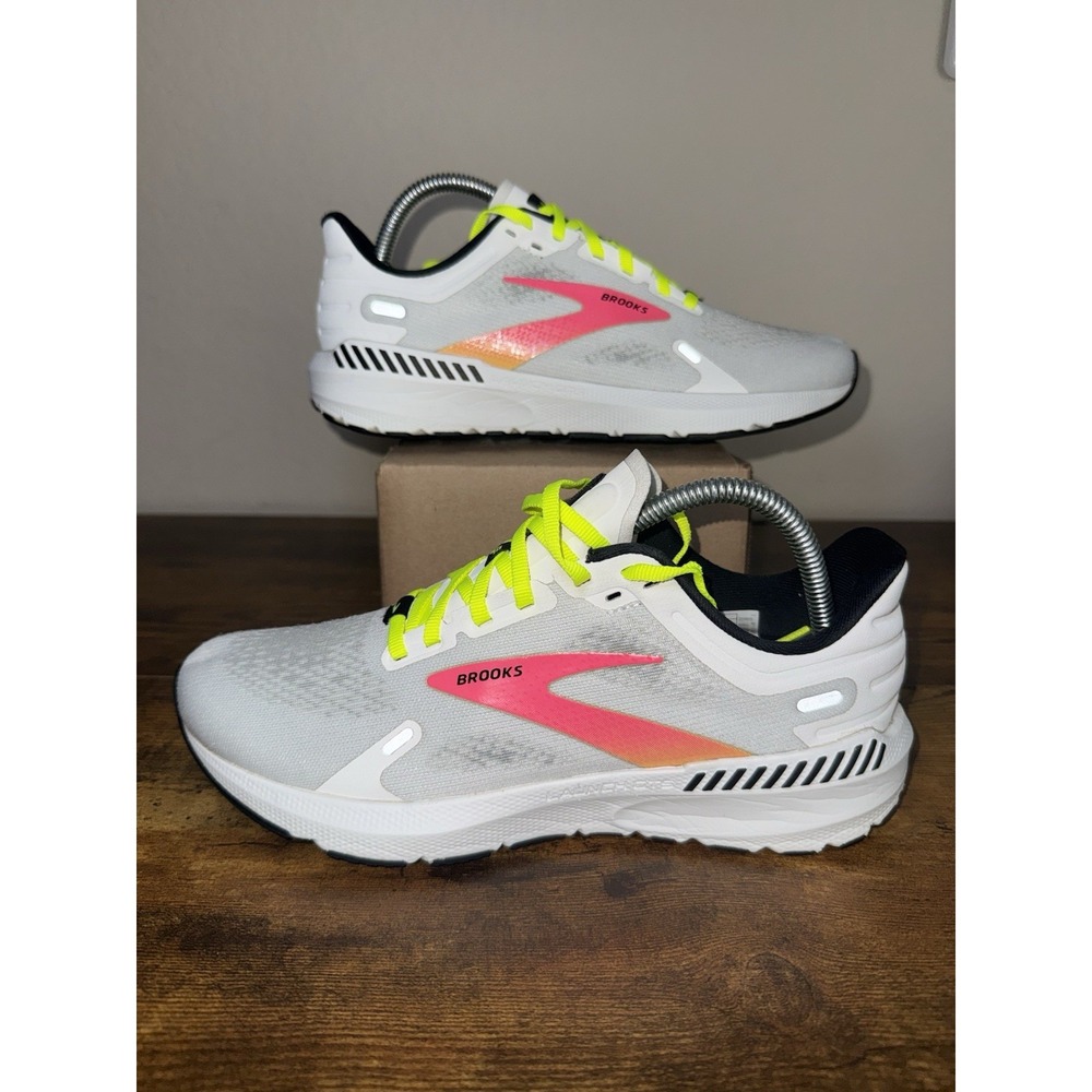 Brooks Launch GTS 9 Women's Running Shoes White Hot Pink Yellow US Size 9 B